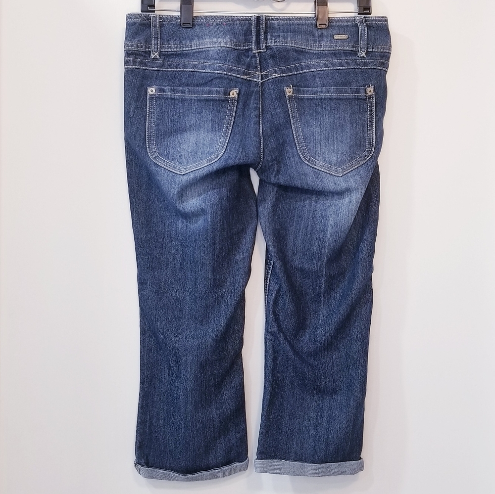 ✨️ Candie's Blue Ladies Size 5 Distressed Jean Capris Pants - Picture 7 of 11